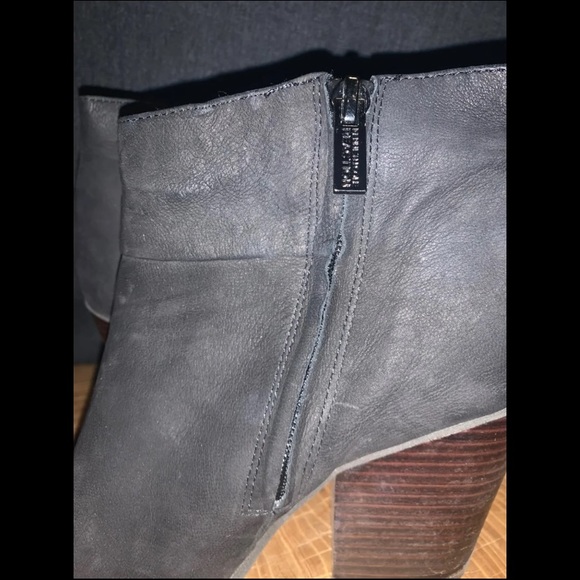 Kenneth Cole Leather Ankle Boot 8 1/2 - Picture 4 of 5
